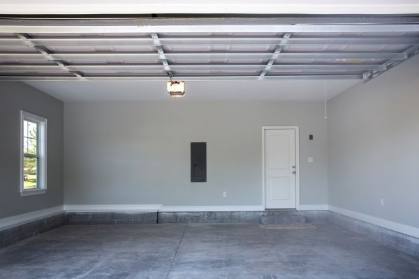 Garage Floor Installation in Leland